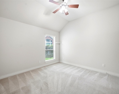 28319 Shining Creek Lane - Photo Thumbnail 14