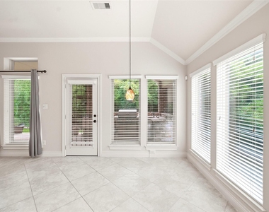28319 Shining Creek Lane - Photo Thumbnail 9
