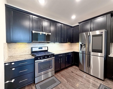 1803 Crestdale Drive - Photo Thumbnail 17