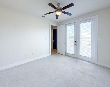 1803 Crestdale Drive - Photo Thumbnail 6