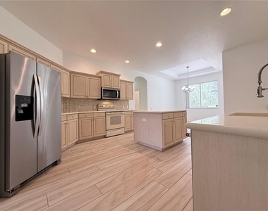 4690 W Tomahawk Drive - Photo Thumbnail 11