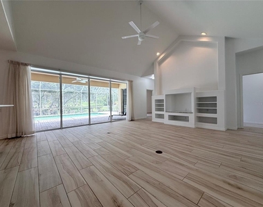 4690 W Tomahawk Drive - Photo Thumbnail 3