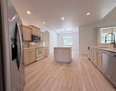 4690 W Tomahawk Drive - Photo Thumbnail 9