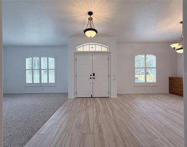 4690 W Tomahawk Drive - Photo Thumbnail 2