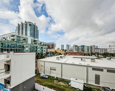 1002 Channelside Drive - Photo Thumbnail 25