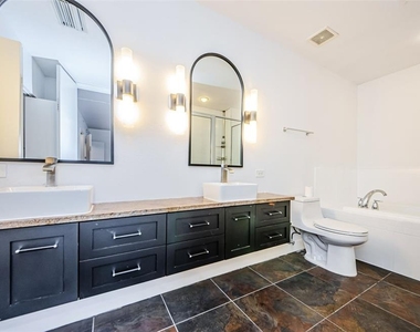 1002 Channelside Drive - Photo Thumbnail 18
