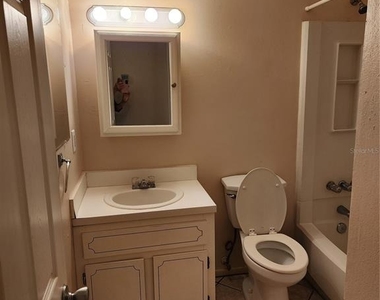 2747 Kavalier Drive - Photo Thumbnail 11