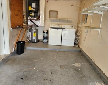 2747 Kavalier Drive - Photo Thumbnail 12