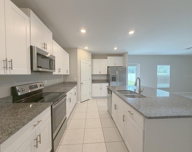 2122 Stellar Brilliance Way - Photo Thumbnail 9