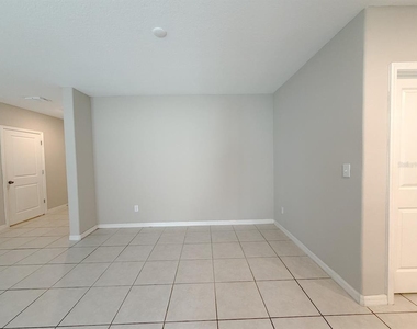 2122 Stellar Brilliance Way - Photo Thumbnail 14