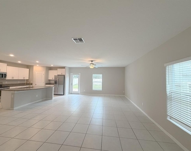 2122 Stellar Brilliance Way - Photo Thumbnail 32