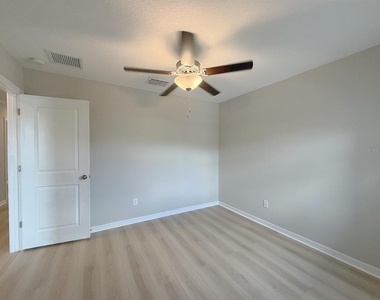 2122 Stellar Brilliance Way - Photo Thumbnail 60