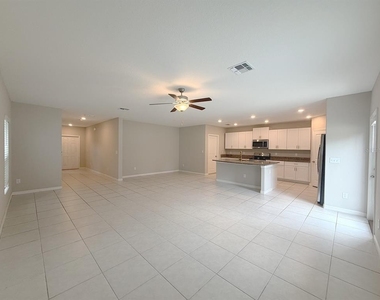 2122 Stellar Brilliance Way - Photo Thumbnail 27