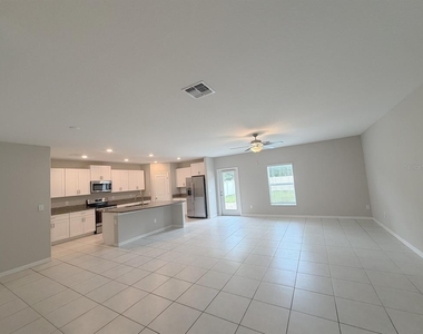 2122 Stellar Brilliance Way - Photo Thumbnail 33