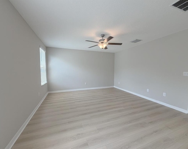 2122 Stellar Brilliance Way - Photo Thumbnail 46