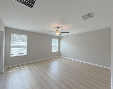 2122 Stellar Brilliance Way - Photo Thumbnail 38