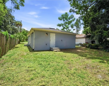 8310 N Brooks Street - Photo Thumbnail 17