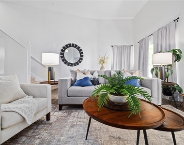 9415 Citrus Glen Place - Photo Thumbnail 3