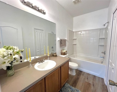 12425 Foxmoor Peak Drive - Photo Thumbnail 19