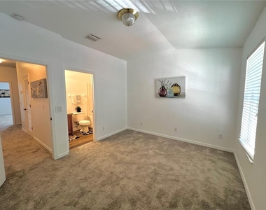 12425 Foxmoor Peak Drive - Photo Thumbnail 22