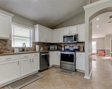 12213 Ravens Nest Place - Photo Thumbnail 24