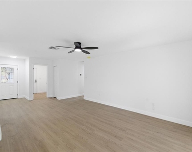 11180 113th Avenue - Photo Thumbnail 39