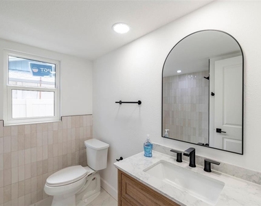 11180 113th Avenue - Photo Thumbnail 63
