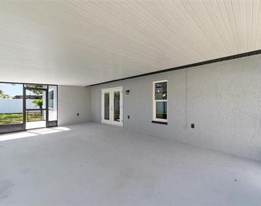11180 113th Avenue - Photo Thumbnail 50
