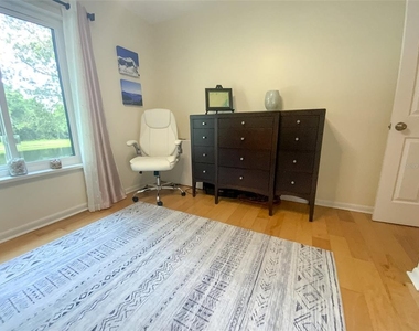 3134 Lake Pine Way - Photo Thumbnail 19