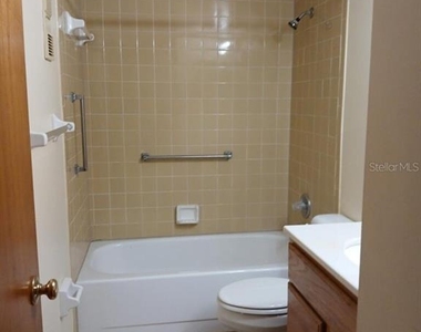 7560 92nd Street - Photo Thumbnail 5
