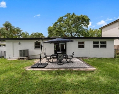 5104 W Cleveland Street - Photo Thumbnail 10