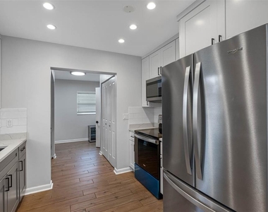 5104 W Cleveland Street - Photo Thumbnail 21