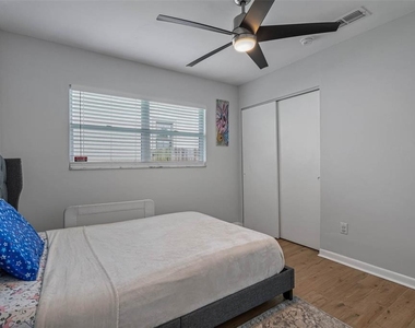 5104 W Cleveland Street - Photo Thumbnail 27
