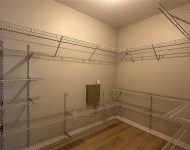 10405 Summer Azure Drive - Photo Thumbnail 18