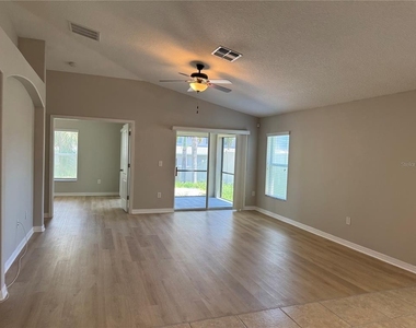 10405 Summer Azure Drive - Photo Thumbnail 12