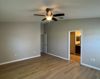 10405 Summer Azure Drive - Photo Thumbnail 16
