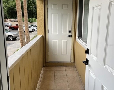 211 Thorn Tree Place - Photo Thumbnail 22