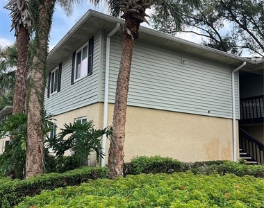 211 Thorn Tree Place - Photo Thumbnail 32