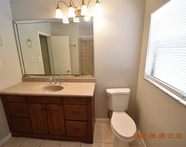 4414 W Wyoming Avenue - Photo Thumbnail 23