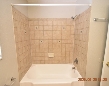 4414 W Wyoming Avenue - Photo Thumbnail 22
