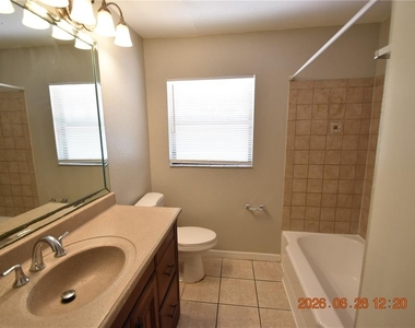 4414 W Wyoming Avenue - Photo Thumbnail 21