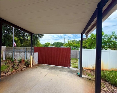 516 Northmoor Avenue N - Photo Thumbnail 9