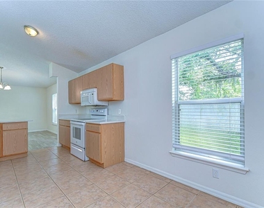 18303 Elmhurst Lane - Photo Thumbnail 9