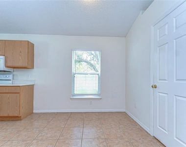 18303 Elmhurst Lane - Photo Thumbnail 8