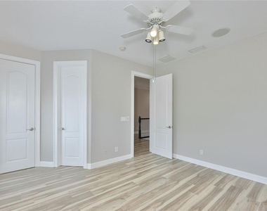 6573 Simone Shores Circle - Photo Thumbnail 25