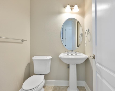 6573 Simone Shores Circle - Photo Thumbnail 17