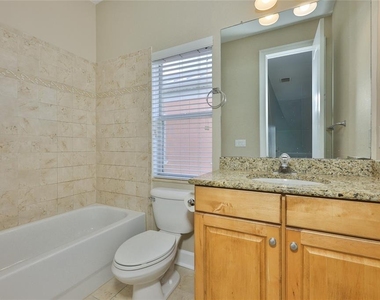 6573 Simone Shores Circle - Photo Thumbnail 30
