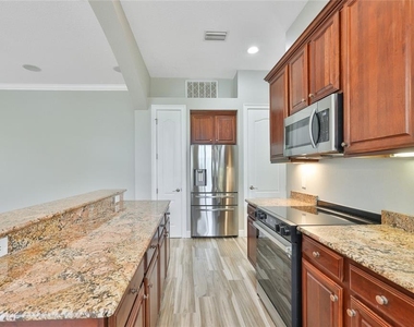 6573 Simone Shores Circle - Photo Thumbnail 12