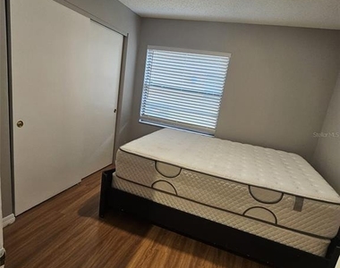 12718 Trowbridge Lane - Photo Thumbnail 8
