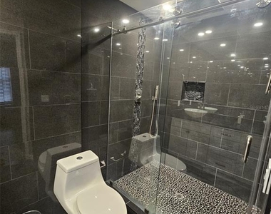 12718 Trowbridge Lane - Photo Thumbnail 7